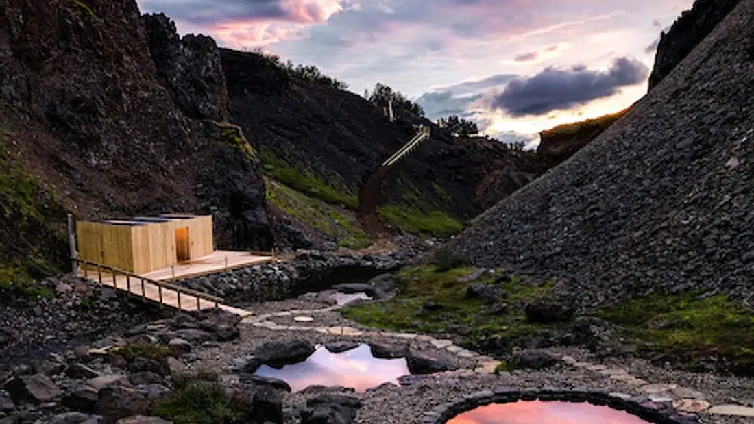 ISLANDE : BAINS CHAUDS NATURELS CANYON