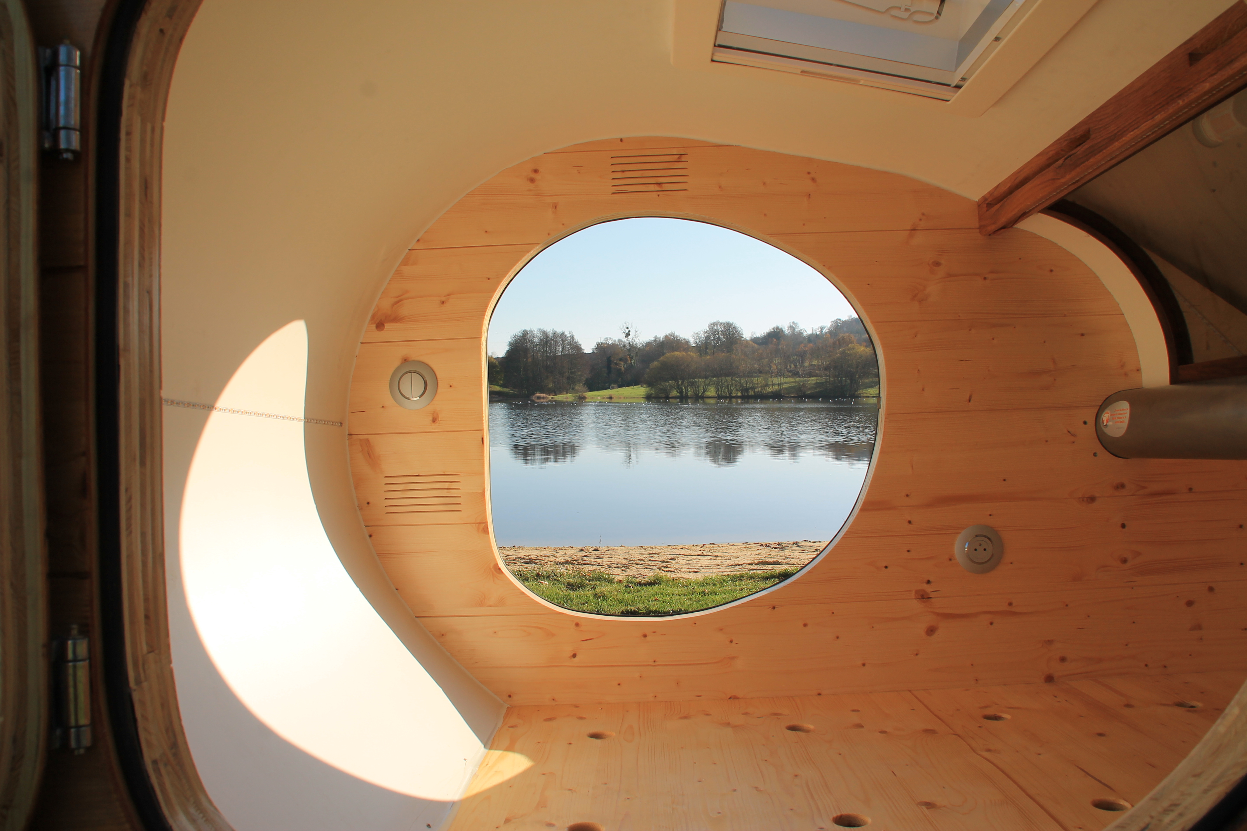 Teardrop
Mini Caravane
Lac