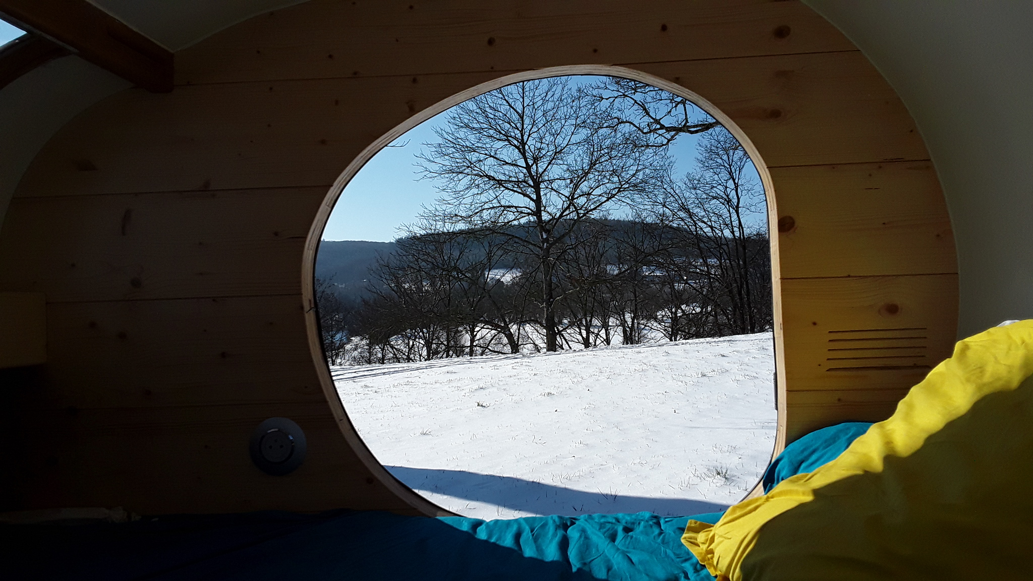 Teardrop
Mini Caravane
Neige