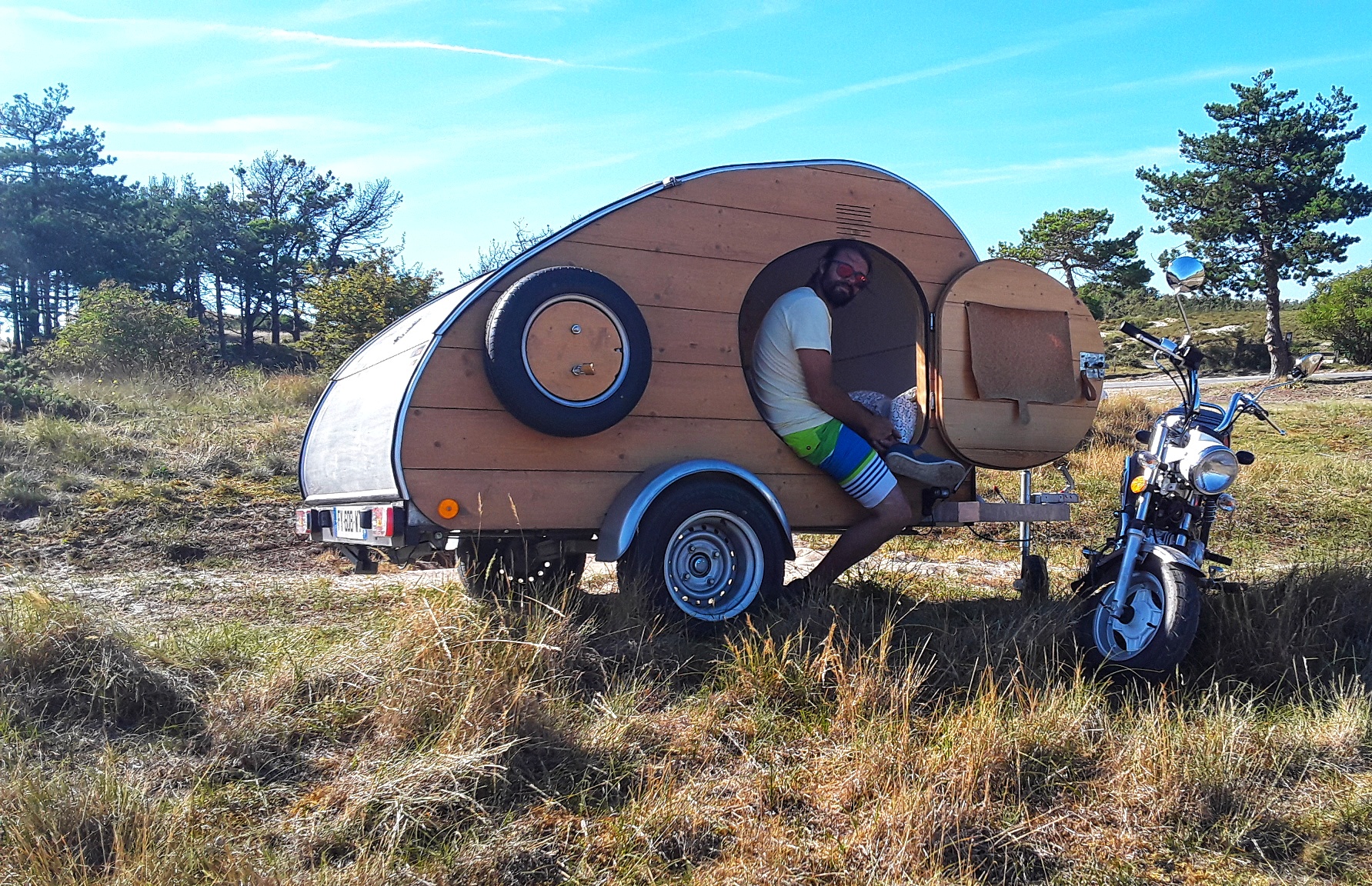 Teardrop
Mini Caravane
Mini Moto