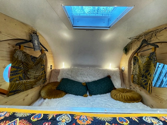 Teardrop
Mini Caravane
Lit