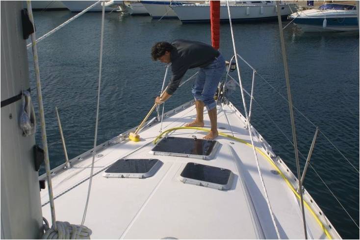 Nettoyage du bateau, en fin de saison ou au début de la prochaine ?