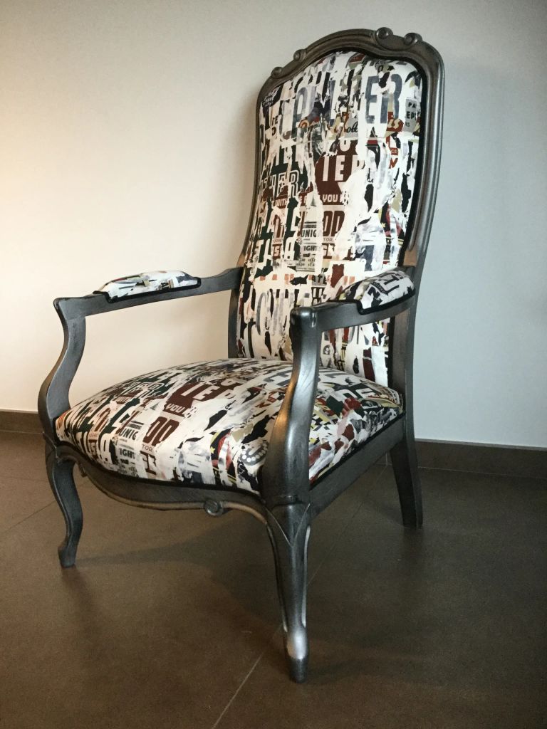 Renaissance tapissier decorateur relooking meuble refection fauteuil voltaire lacanau saint medard en jalles saint aubin de medoc bordeaux gironde eysines cauderan blanquefort