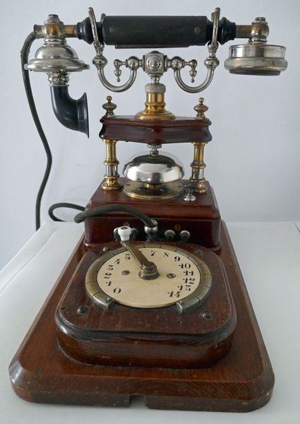 Téléphone Ericsson 1895
