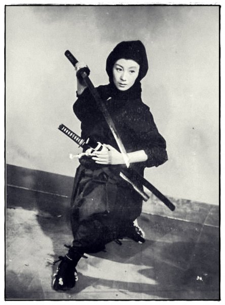 Kunoichi bujinkangreece