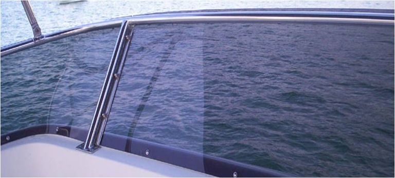 Comment réparer le plexiglass cassé ou fissuré sur votre bateau ?