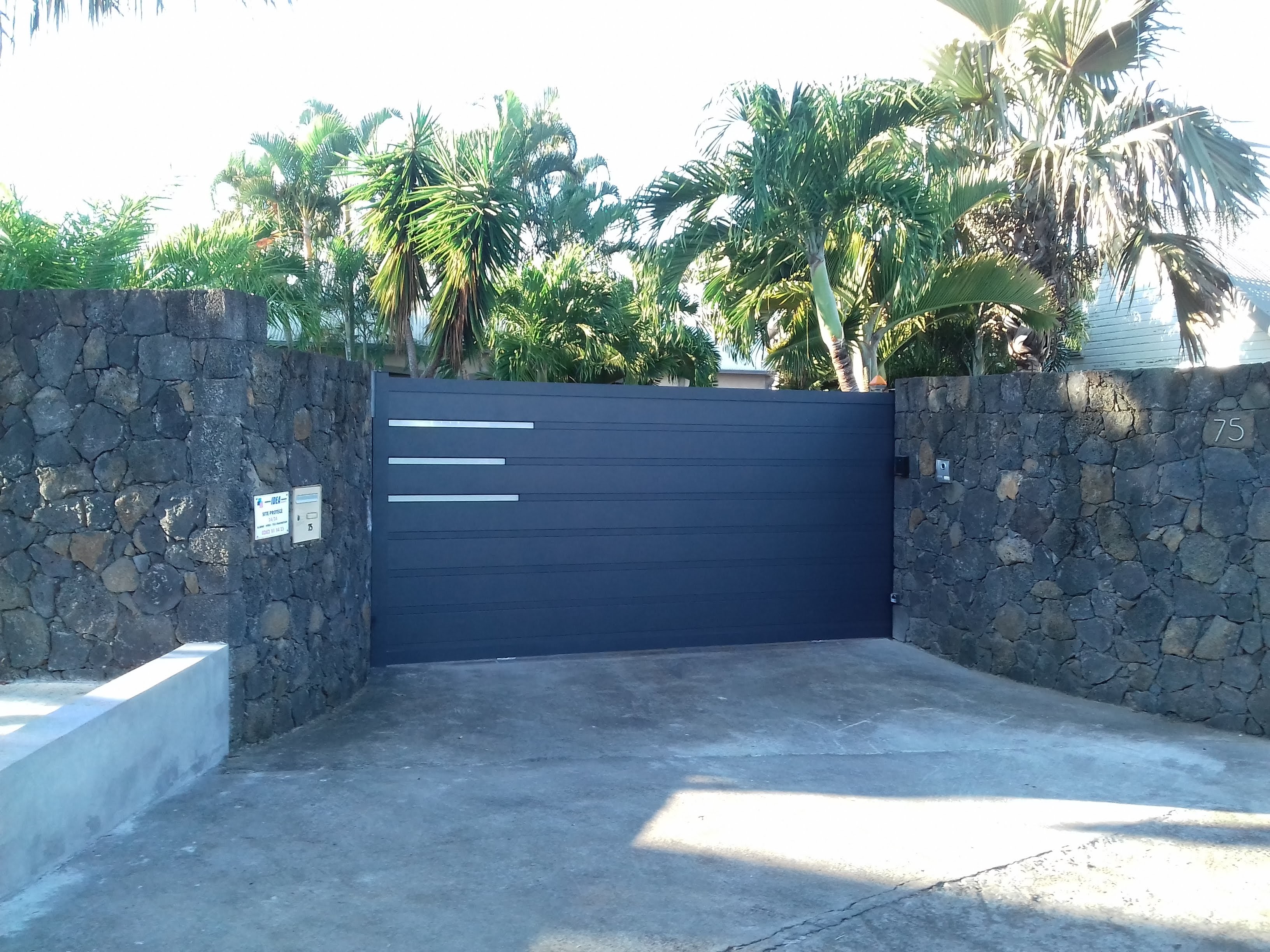 Portail-1
