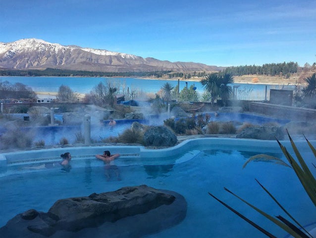 NOUVELLE - ZELANDE : LE LAC TEKAPO