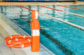 Piscine-et-manequin