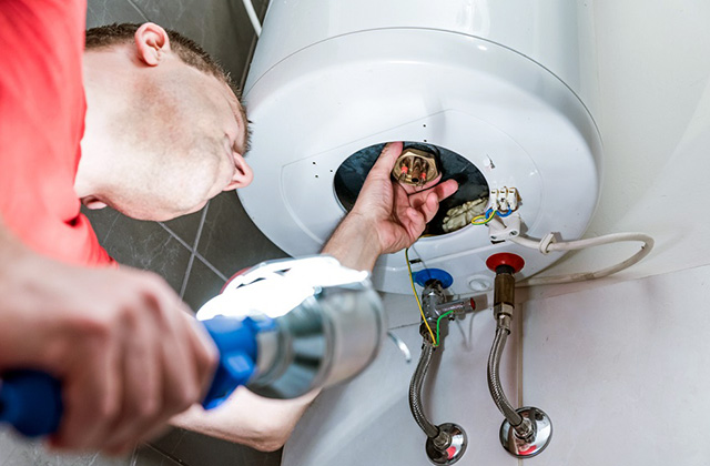 Comment rincer et nettoyer un chauffe-eau ?