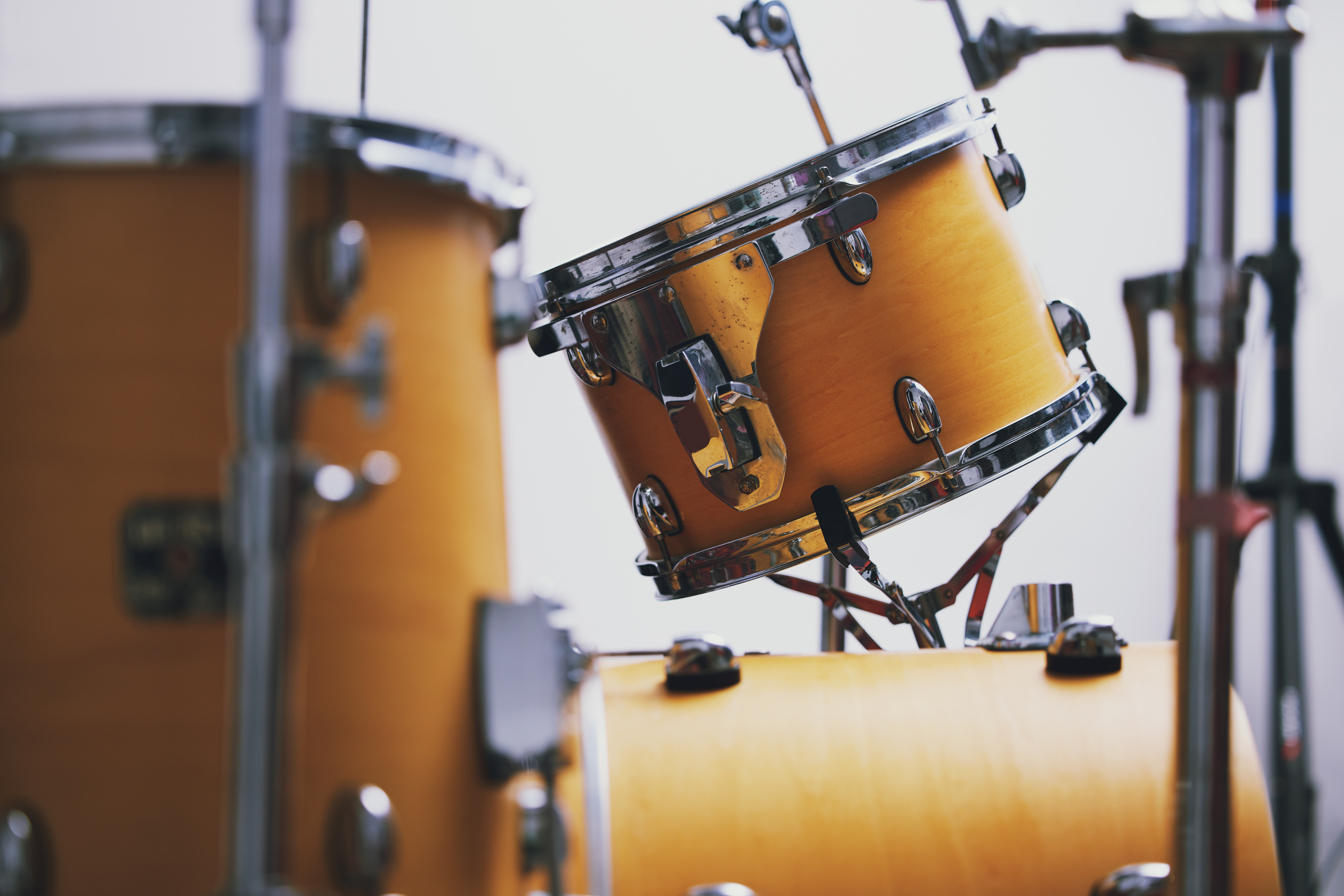 Vie serait terne sans musique plan batterie dans studio vide pendant journee