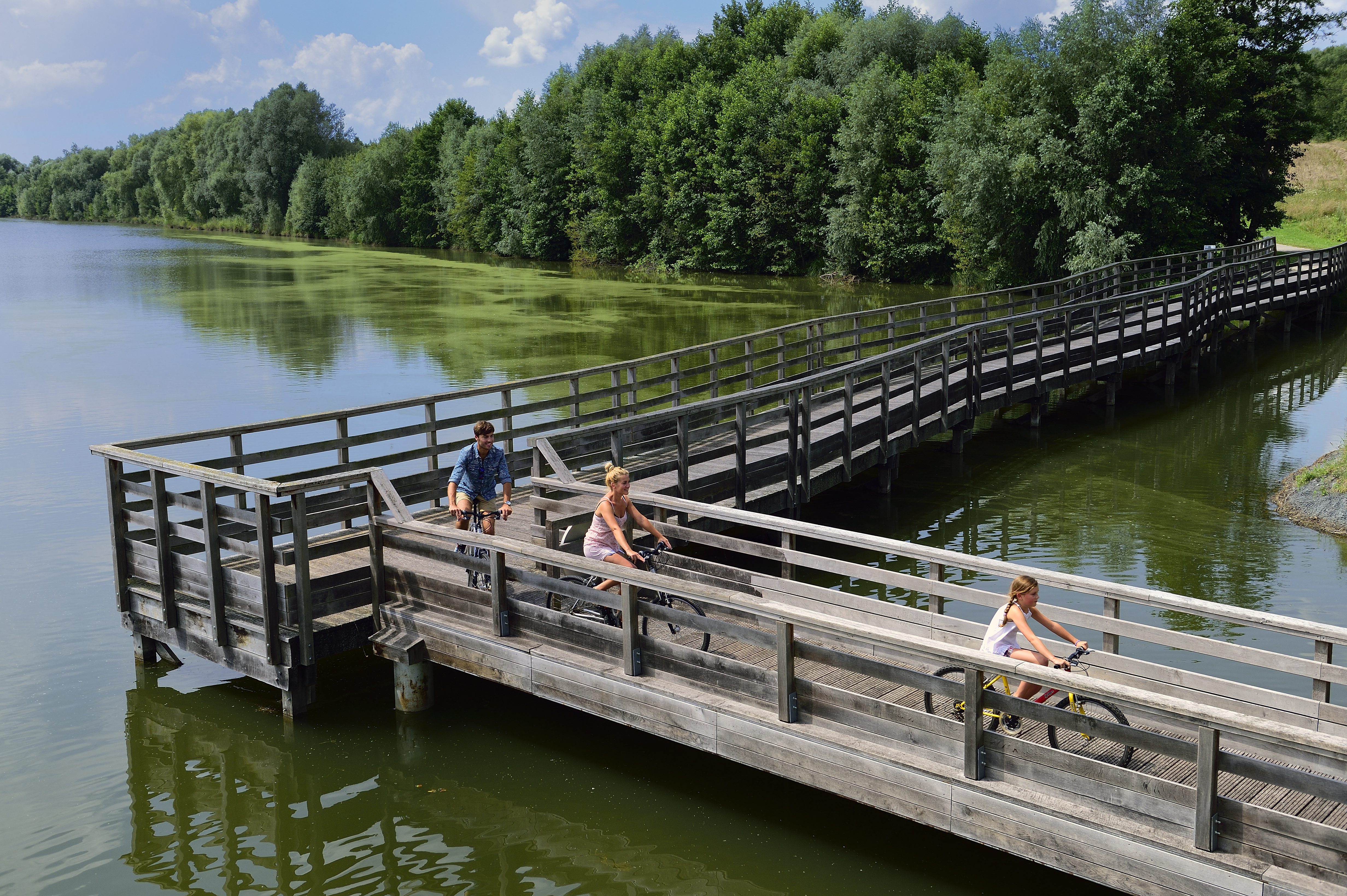 Lac-de-l-Ailette-la-voie-verte-2-