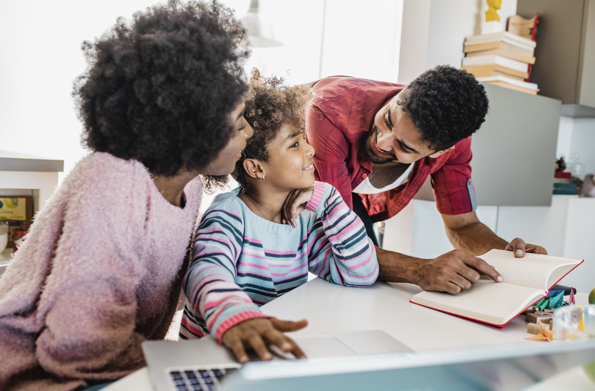 Parents-enfant-apprentissage-suivi