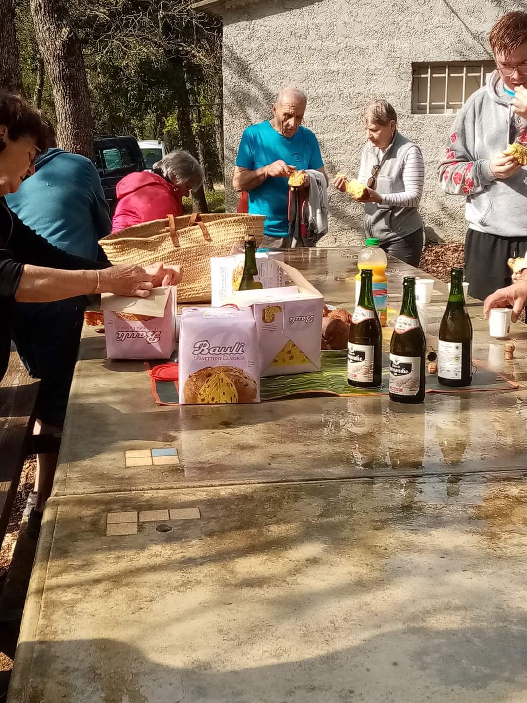 Fb img 1682009165573