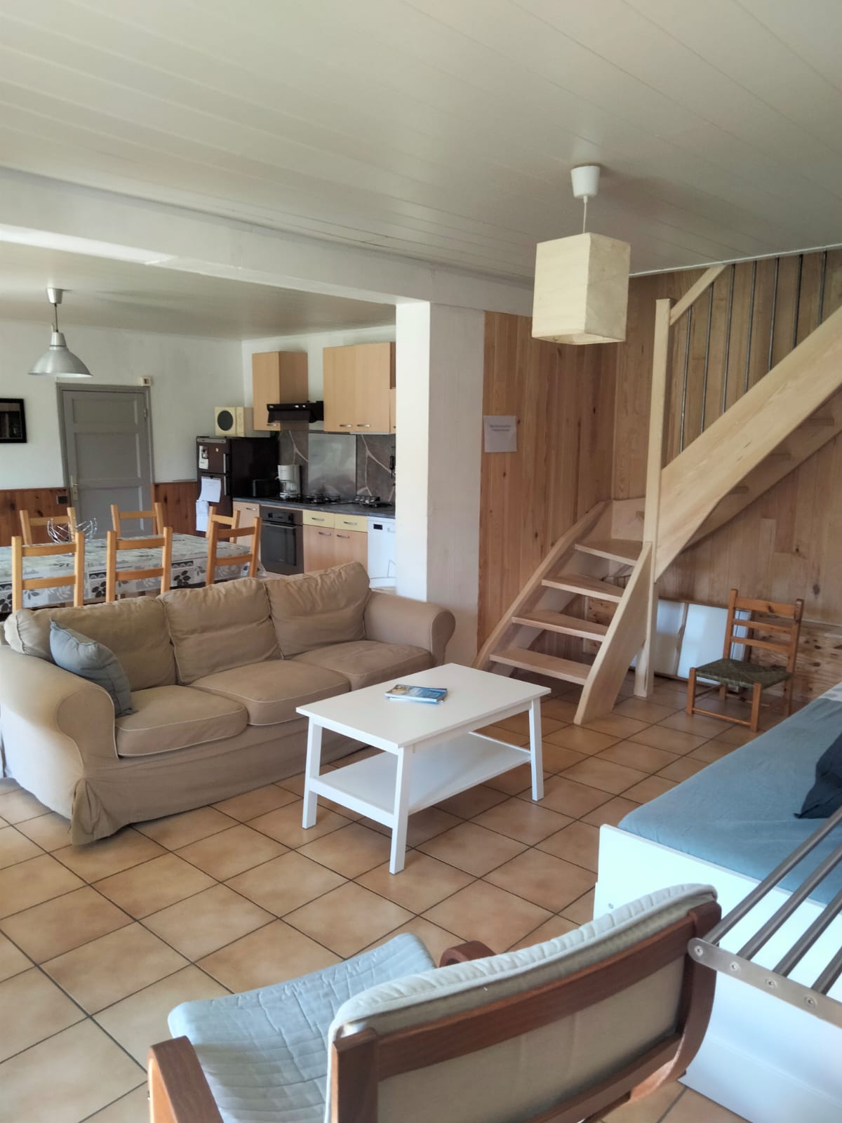 WhatsApp-Image-2023-04-22-at-11-52-01-3-