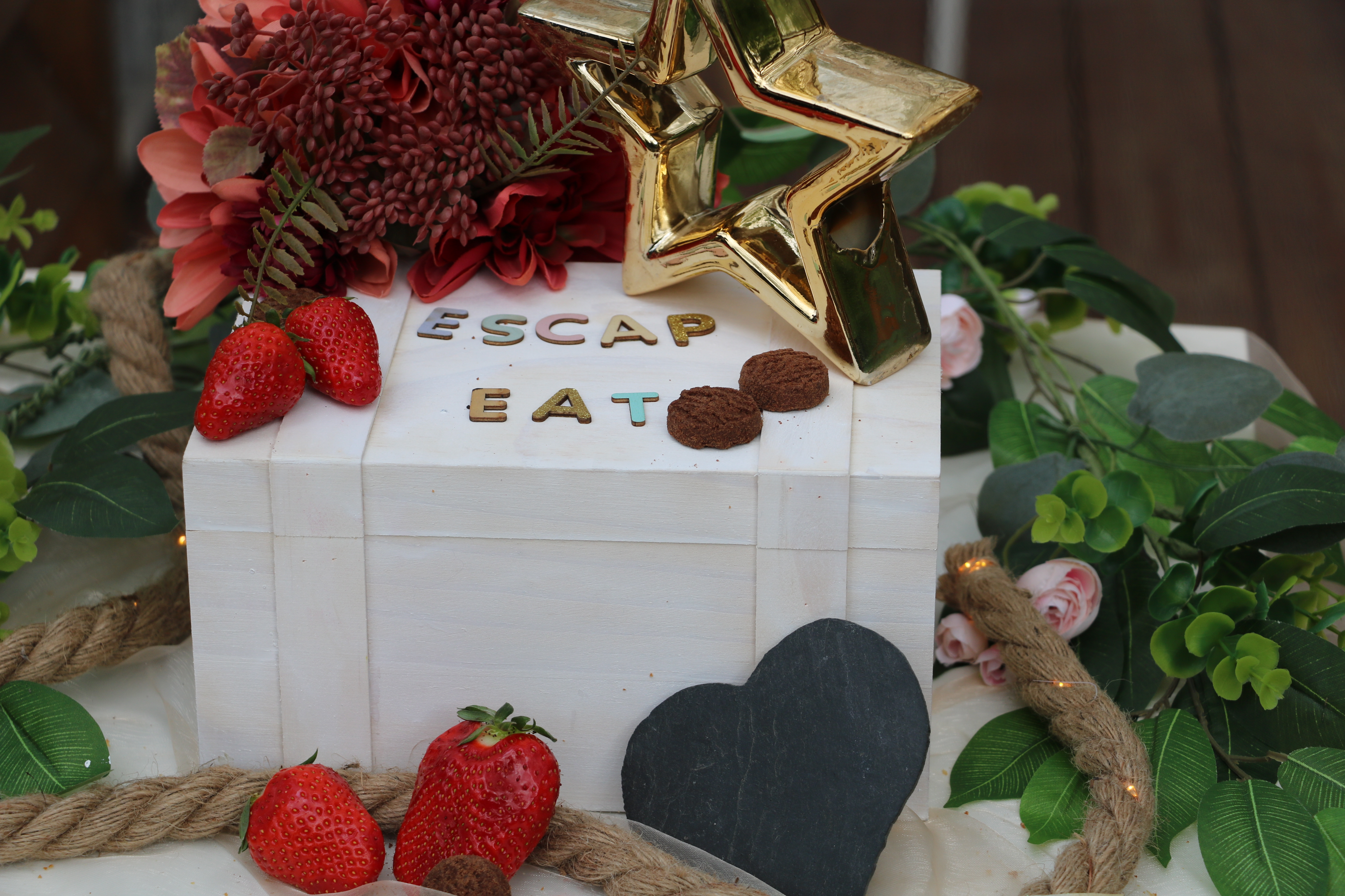 Ea2 escape apero couple