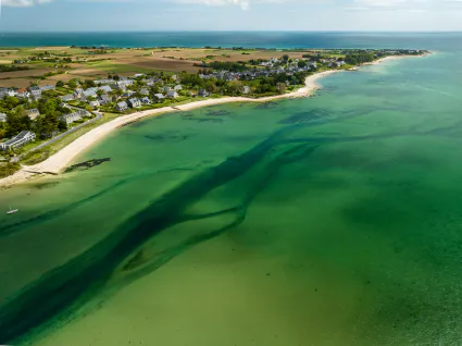 Vue drone contraste courants marins