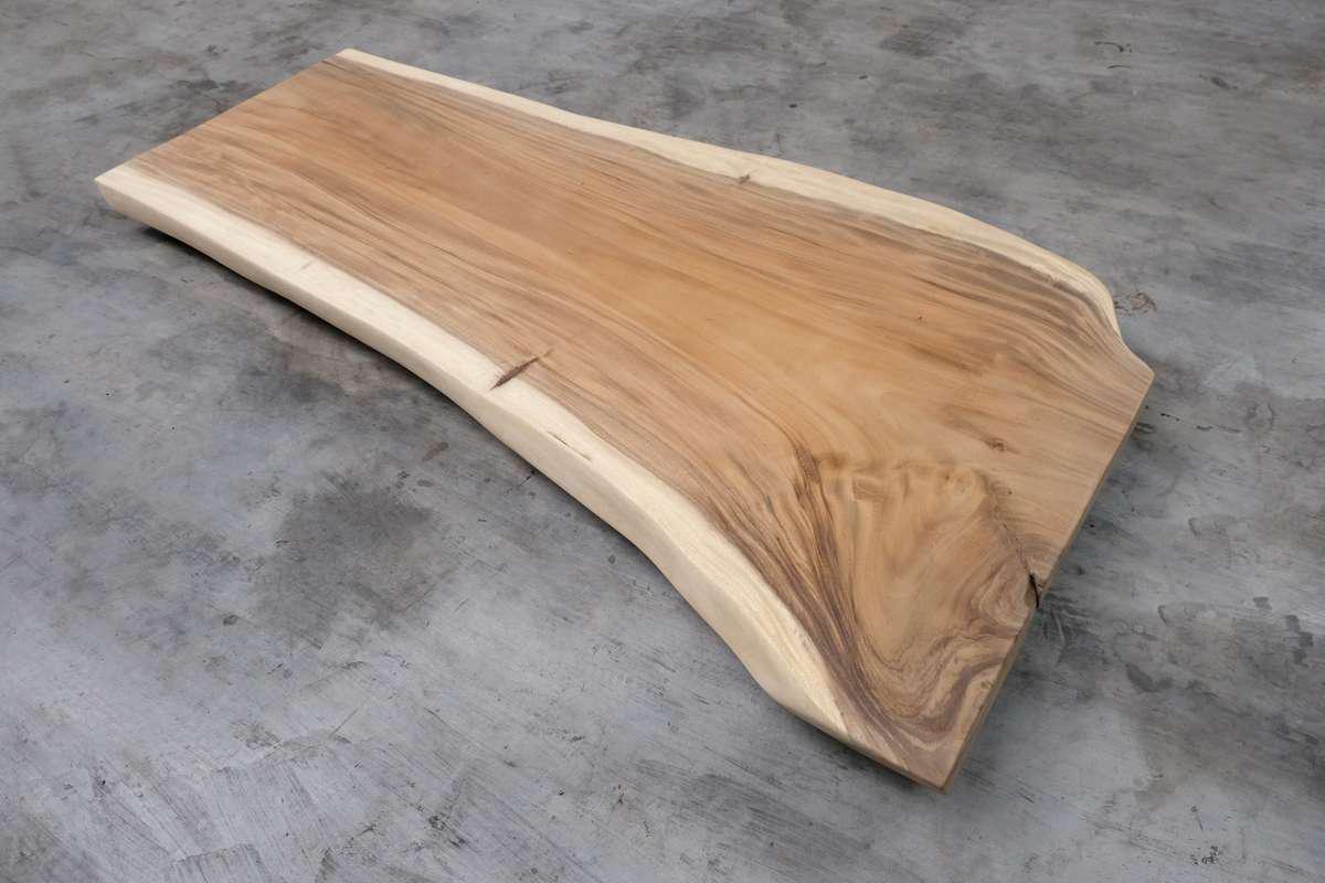 NUM25-205