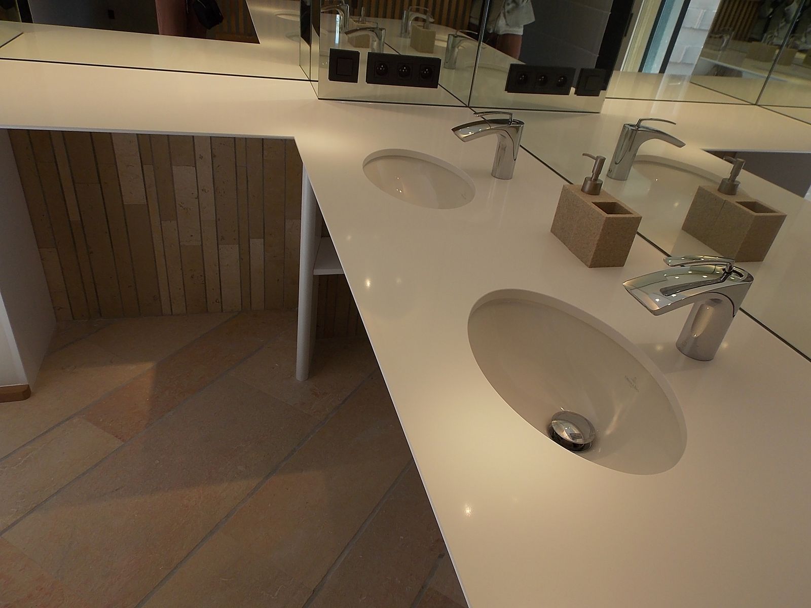 Deux vasque salle de bain d eau 2023