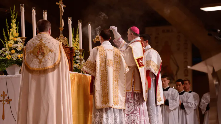 Le succès du pèlerinage de Chartres lié à celui de la messe traditionnelle