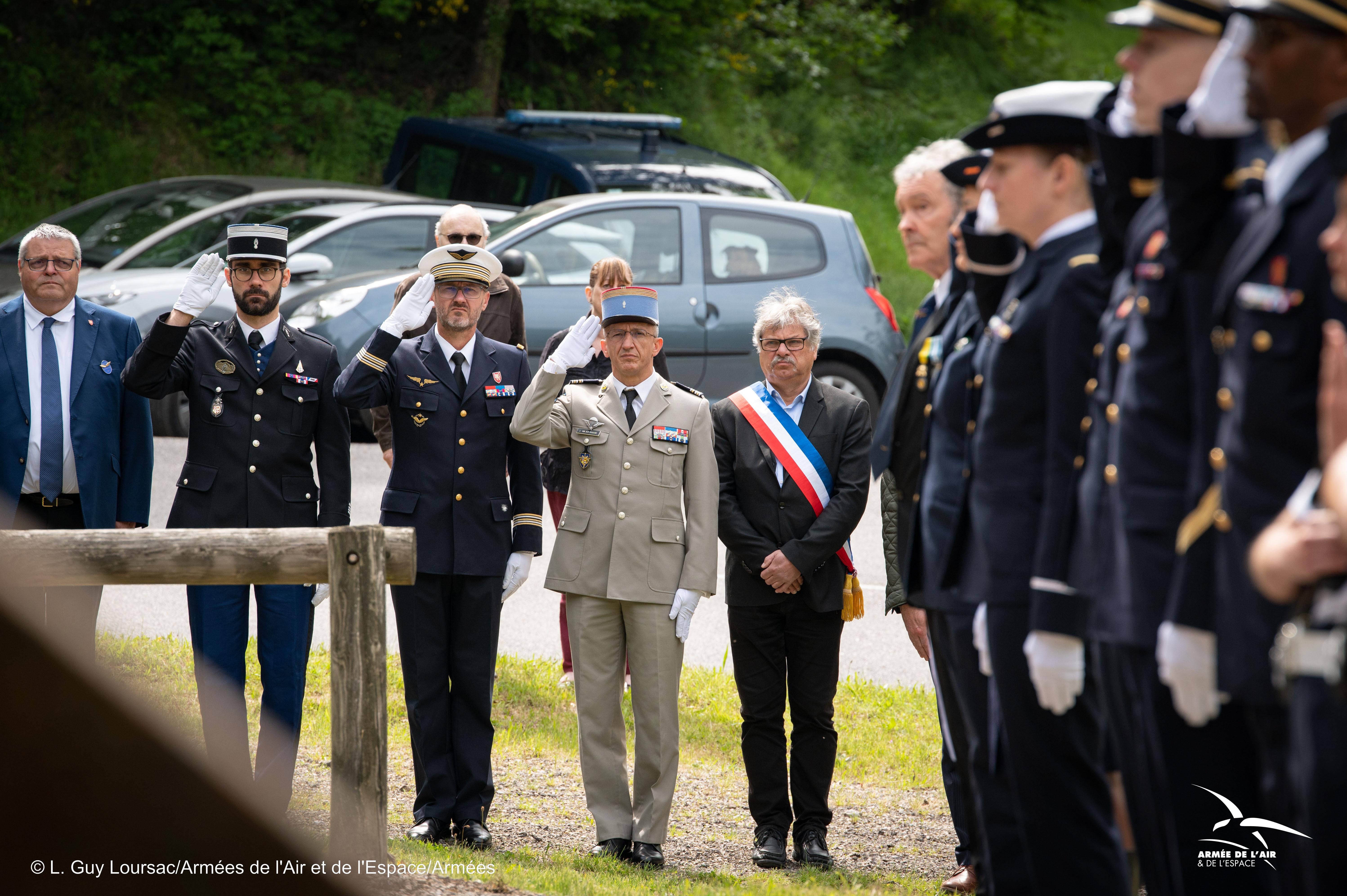 2023 a942 030 c 001 042