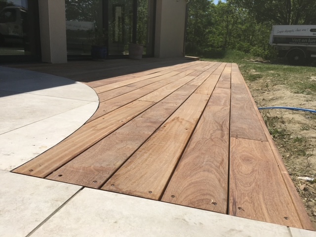 Terrasse bois exotique sur Montélimar