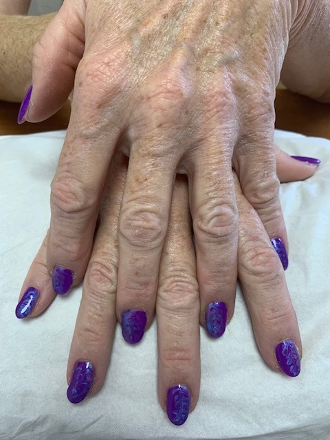 Institut-reverie-energie-vitale-pose-de-gels-bio-vegan-avec-docos