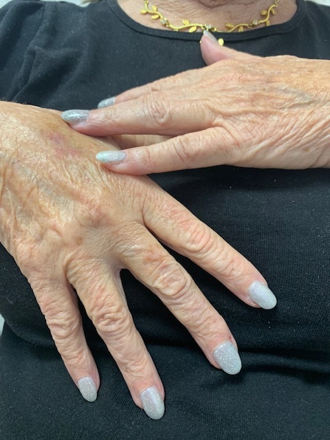 Pose-de-capsules-gels-bio-vegan-argente-institut-reverie