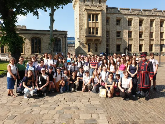 Groupe d'élèves lors du voyage au Royaume-Unis de 4ème 2023