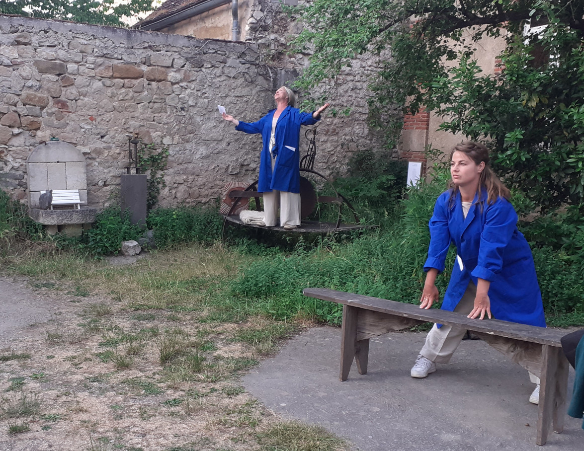Bancs pomes ateliers du chapeau rouge 2023 vernissage 3 