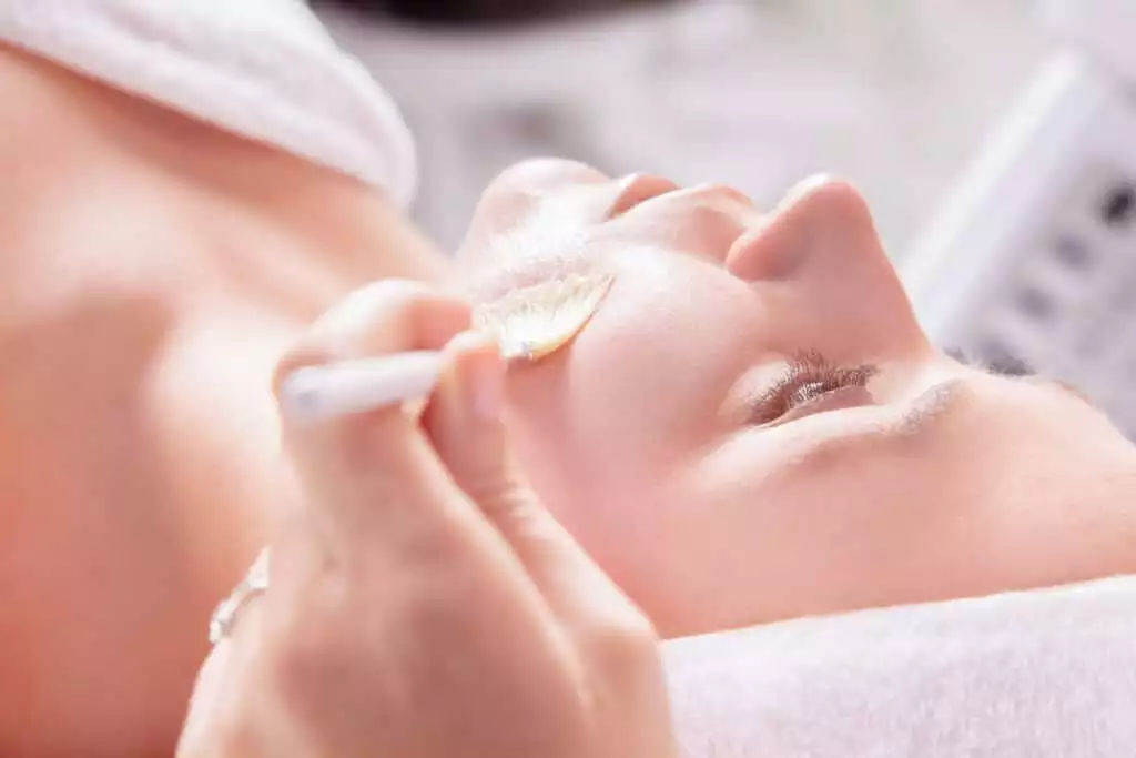 XVisage-Peeling-Pro-1024x683-jpeg-pagespeed-ic-S4Zg5lq vC