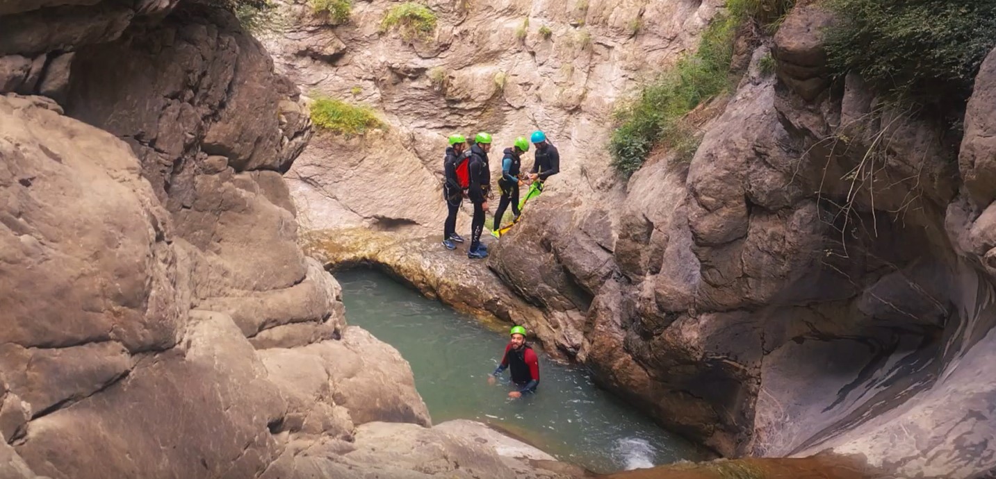 M2V participe à une initiation canyoning 