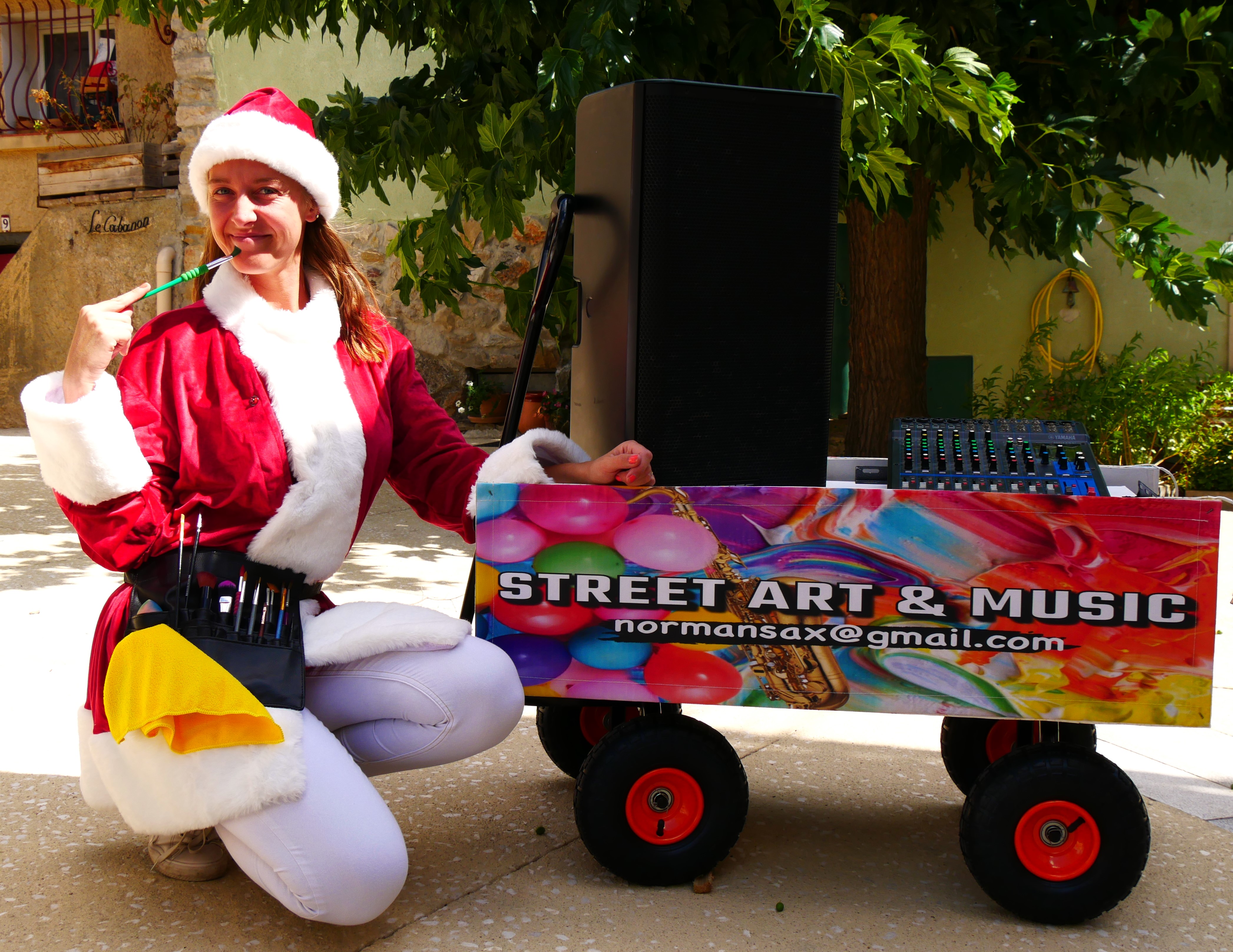 Strret art & music - parade musicale et animation déambulatoire pour les enfants, maquilleuse enfants, magicien, sculpteur de ballons, fanfare musicale... région Provence Alpes Côte d'Azur 