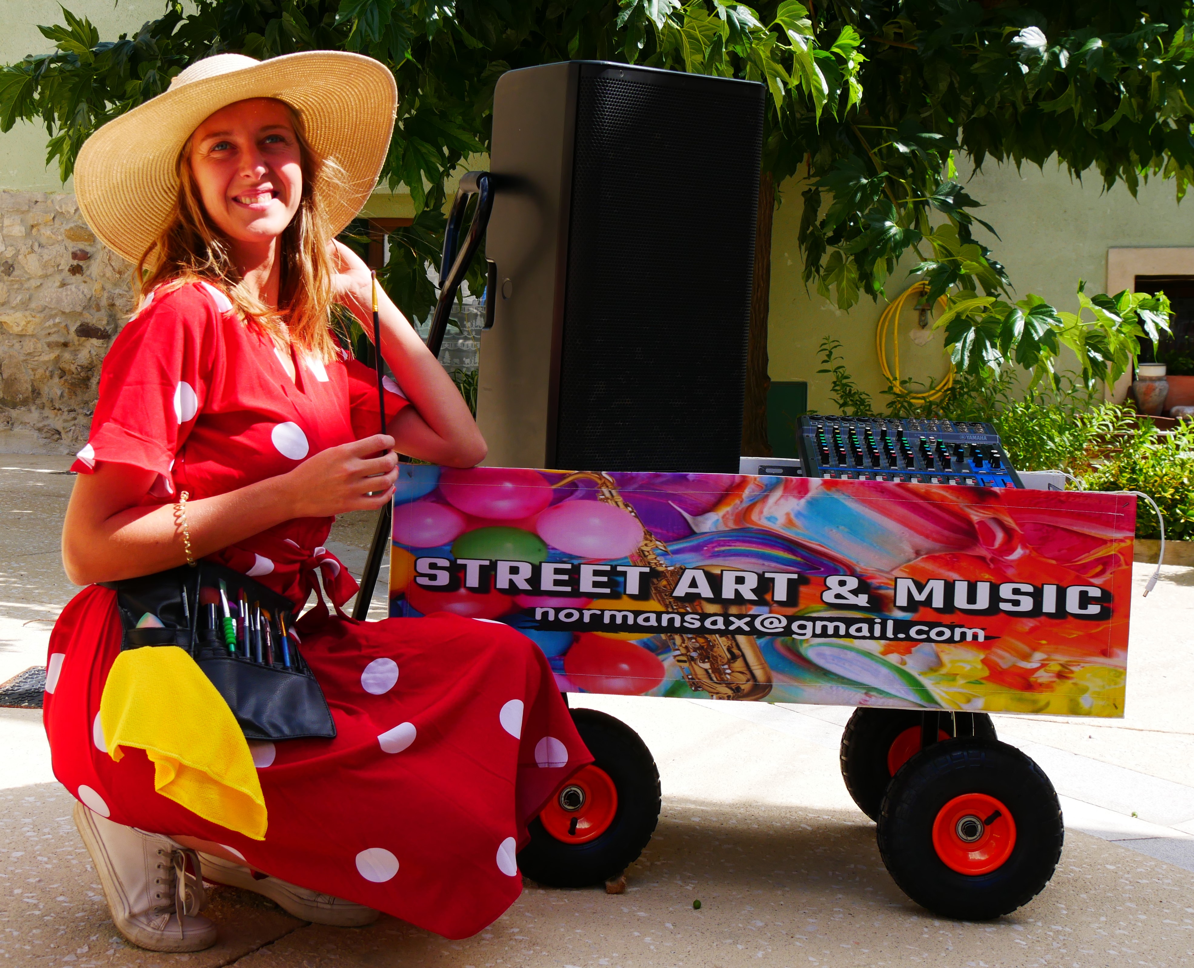 Strret art & music - parade musicale et animation déambulatoire pour les enfants, maquilleuse enfants, magicien, sculpteur de ballons, fanfare musicale... région Provence Alpes Côte d'Azur 