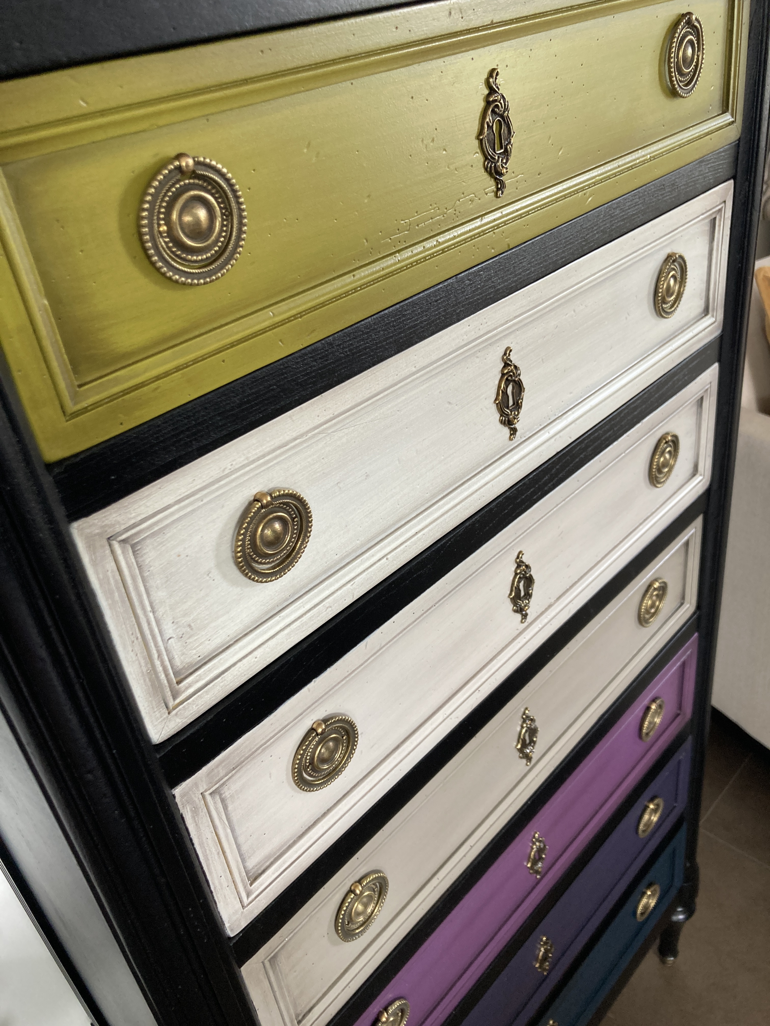 Renaissance tapissier decorateur relooking meubles commode canape ralph m saint aubin de medoc saint medard en jalles lacanau eysines merignac bordeaux cap ferret le bouscat