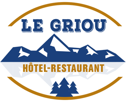 Logo Hôtel Le Griou à Saint Jacques des Blats au bord la route principal proche de la station de ski du Lioran 