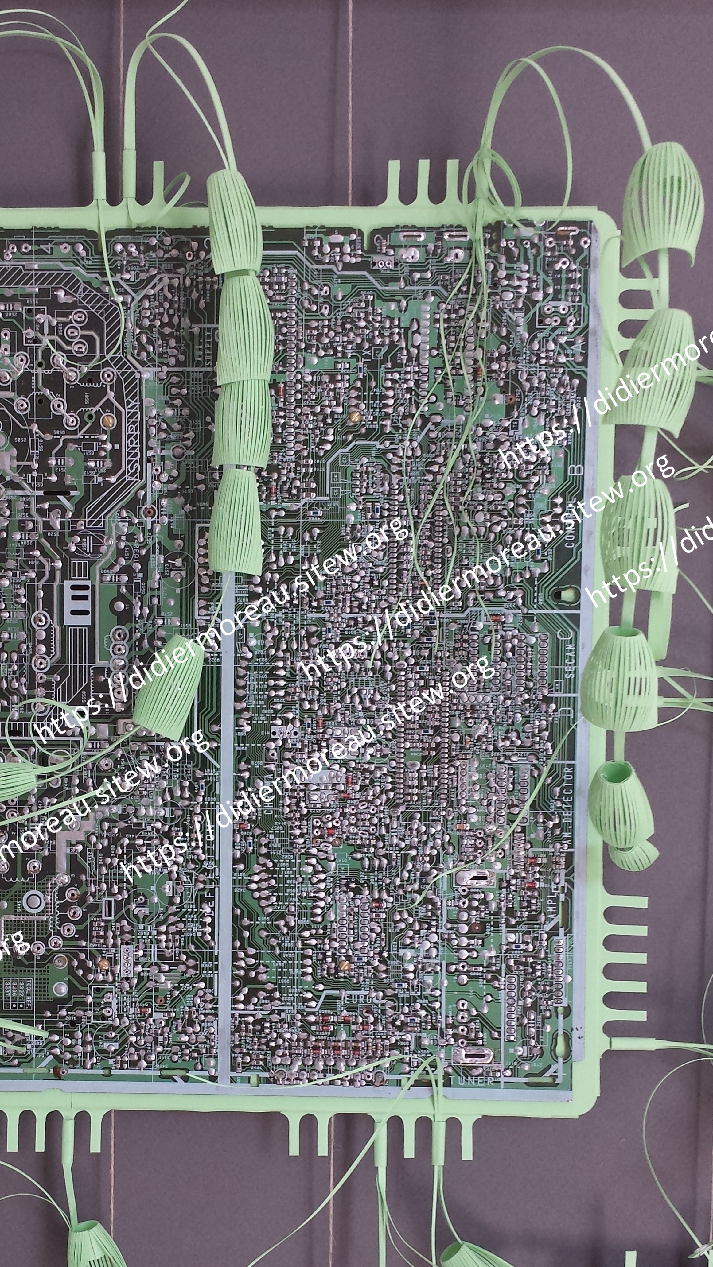 013