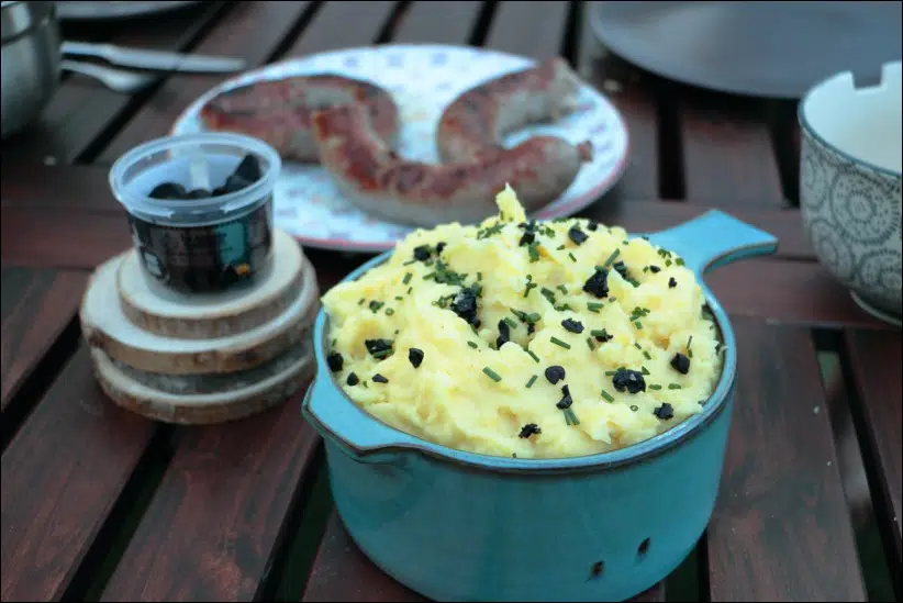 Recette : Purée de pomme de terre à l'ail noir