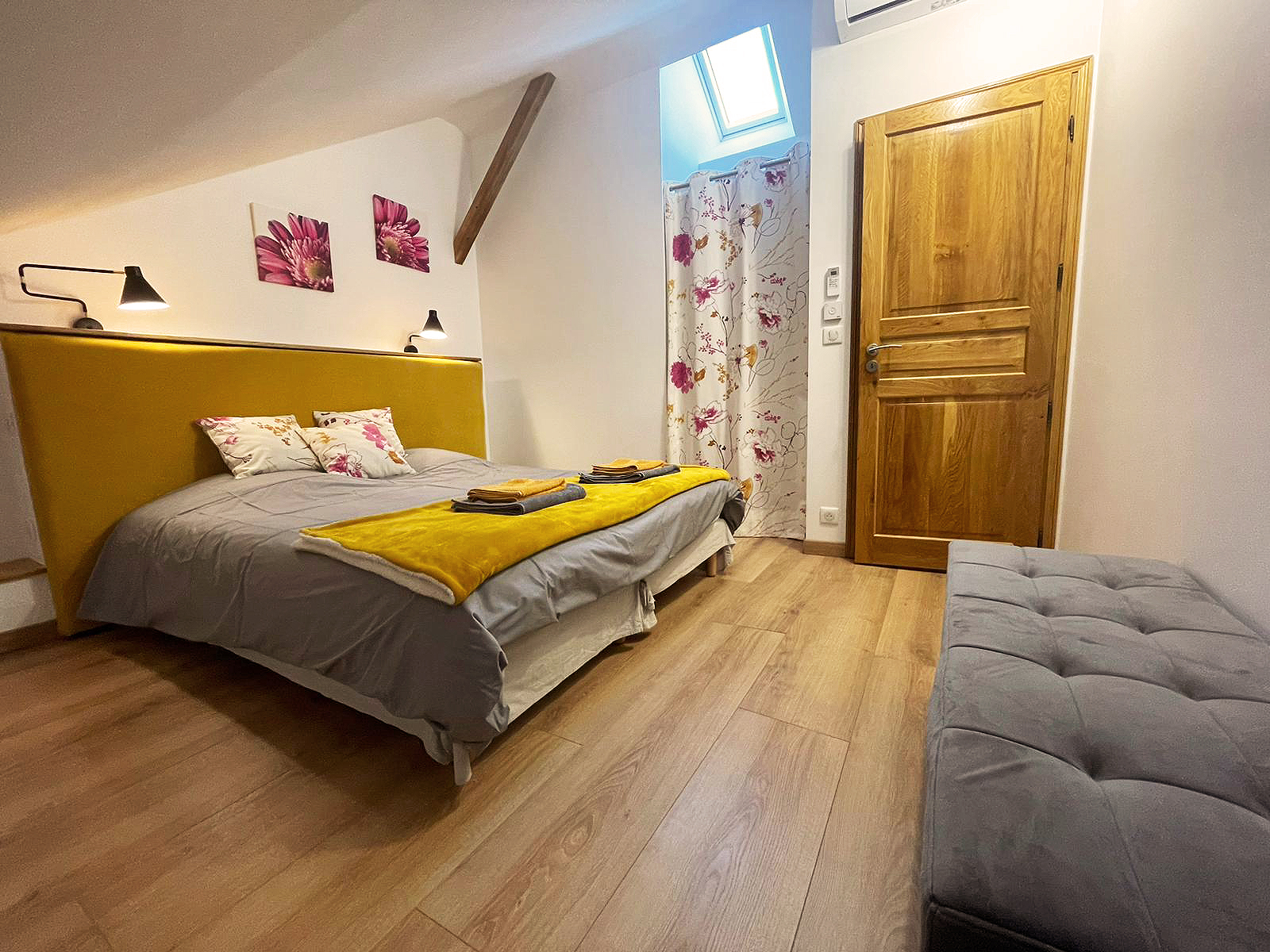 Chambre fleurie 1