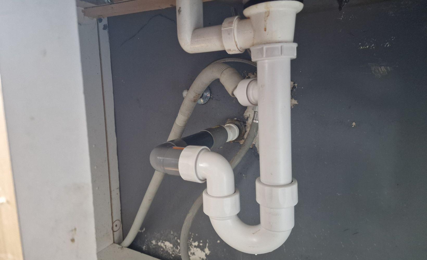 Johan Paladin pour remplacement siphon machine