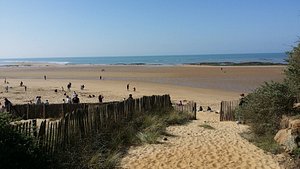 Plage-de-bourgenay-1-