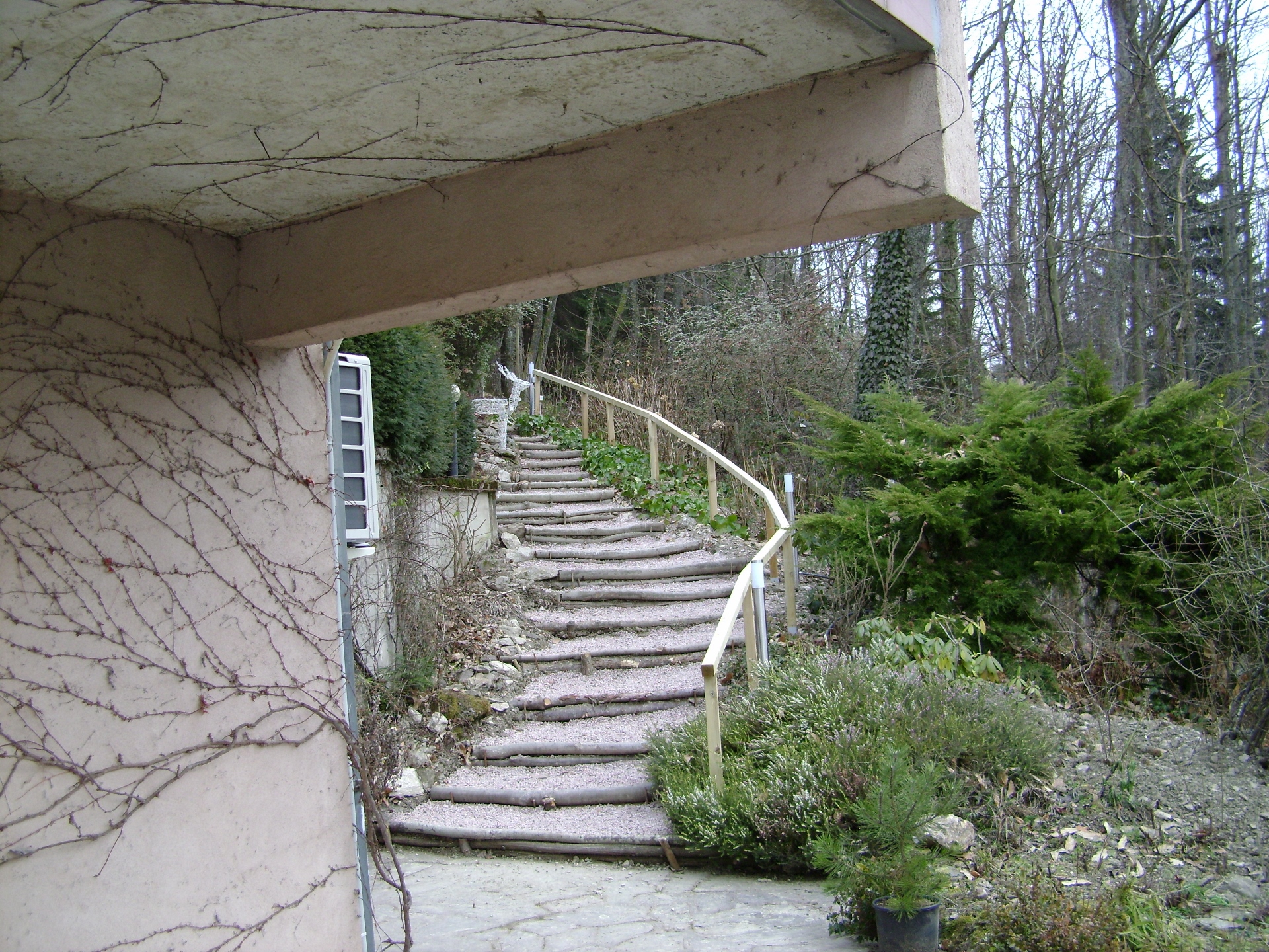 Chemin-d-acces-2-1920x1440-