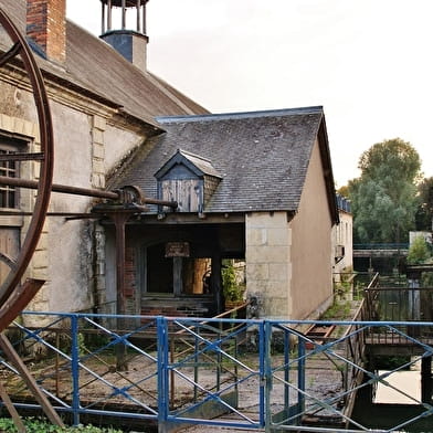 8b42791df005fd39a81eddcd3a6be9cc guerigny forges royales1 392x392