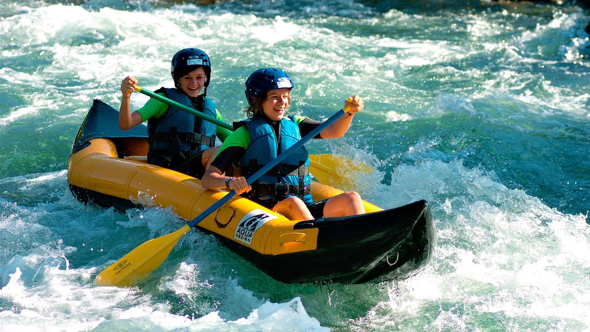 Sport-nature-juniors-canoraft-pyrenees