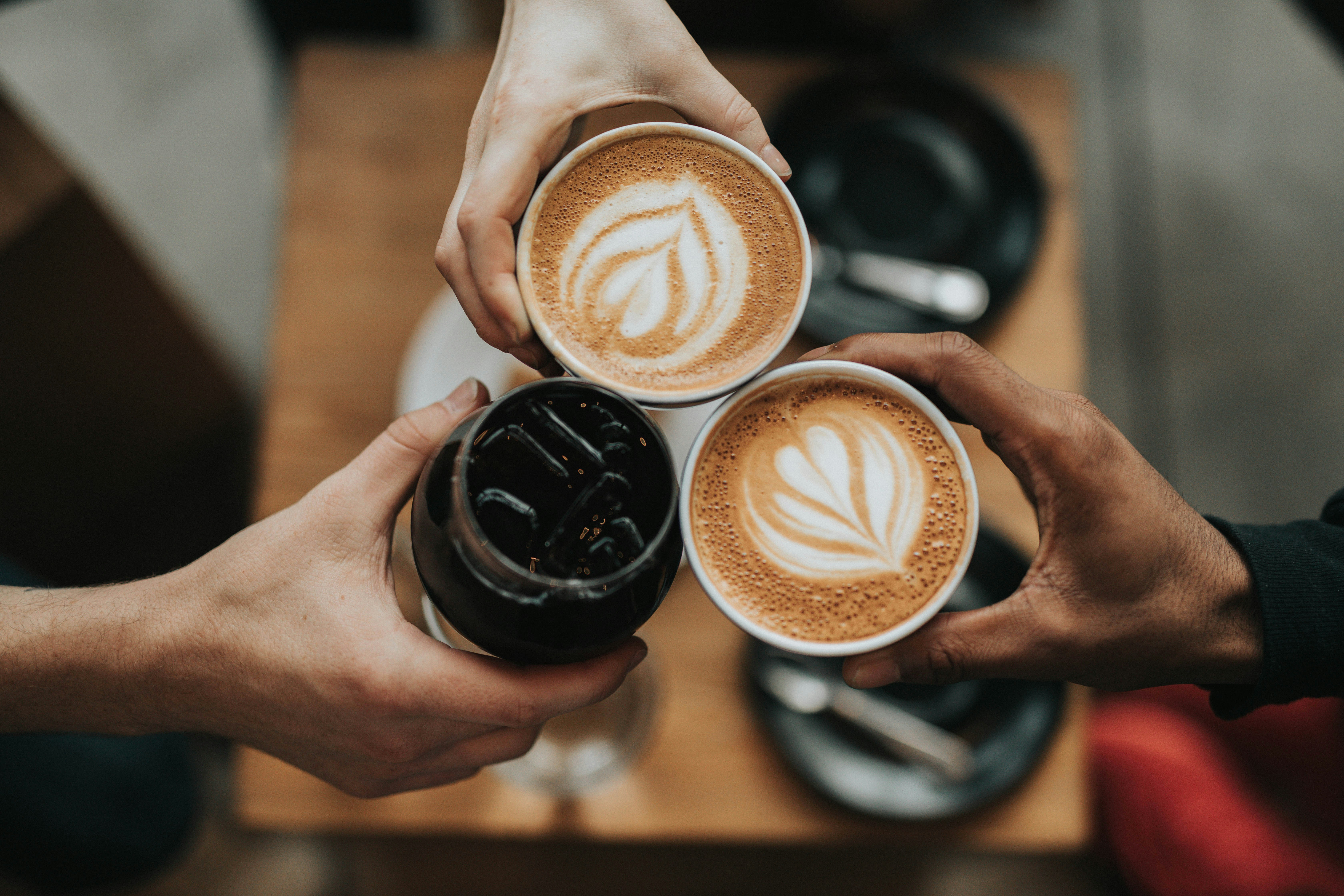 Créatine vs Caféine : Guide Ultime pour Fitness à Paris