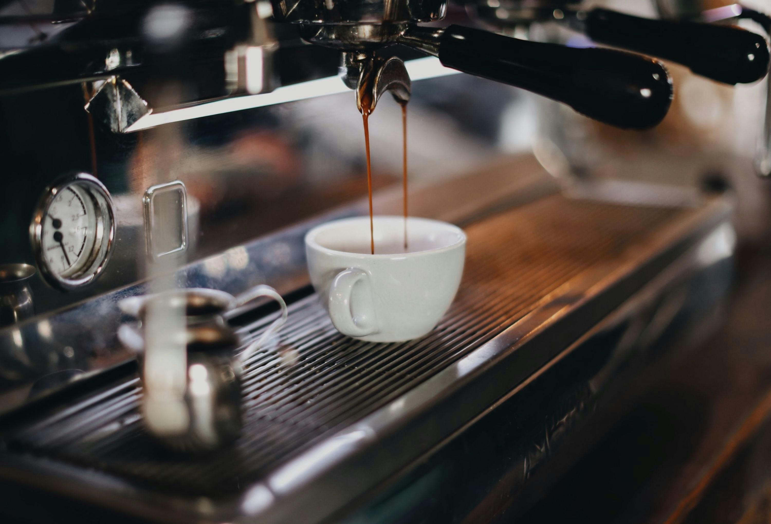 Maximisez Votre Potentiel Sportif avec une Dose de Caféine