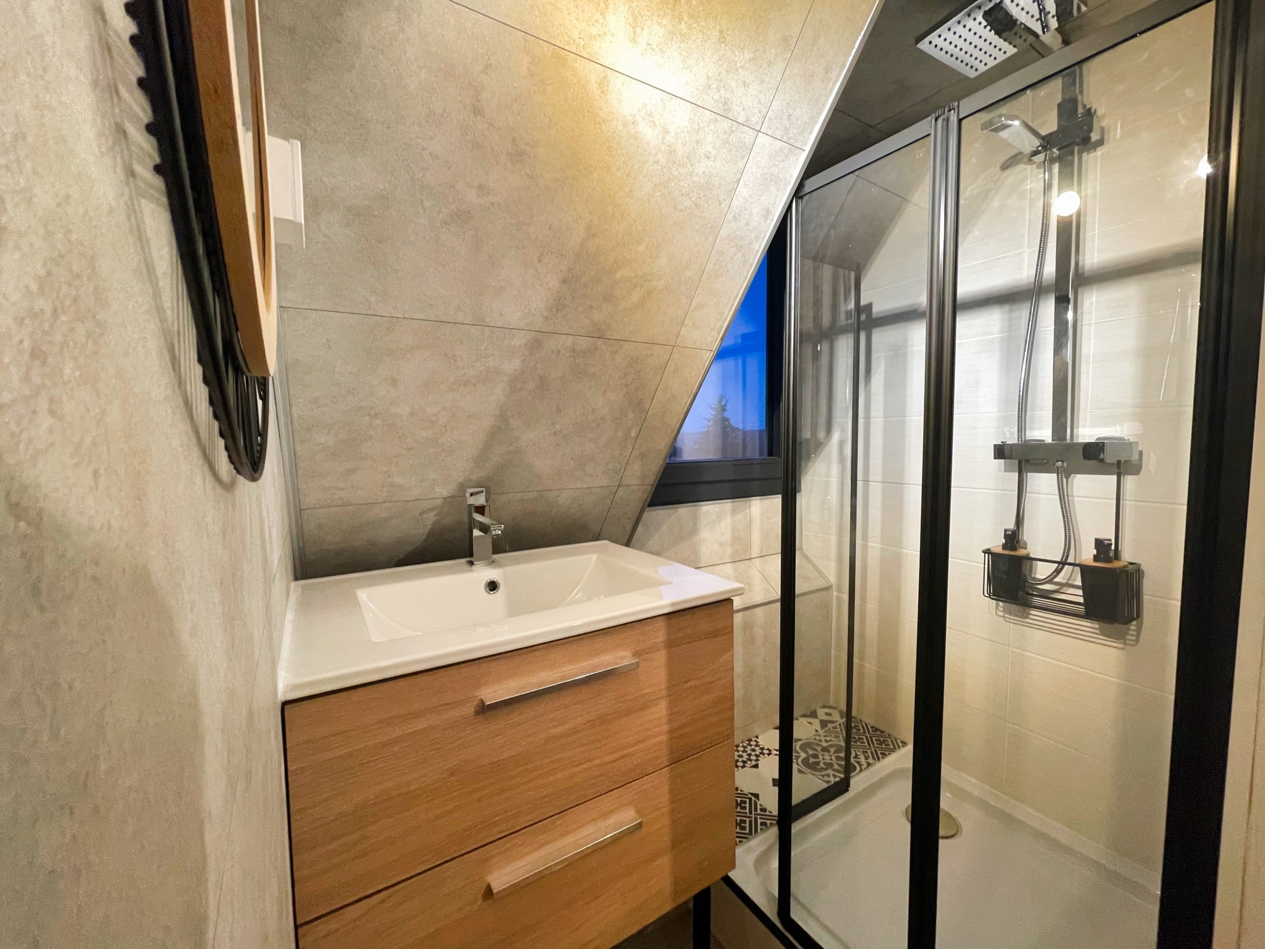 Salle de bain chambres d hotes bearn originale