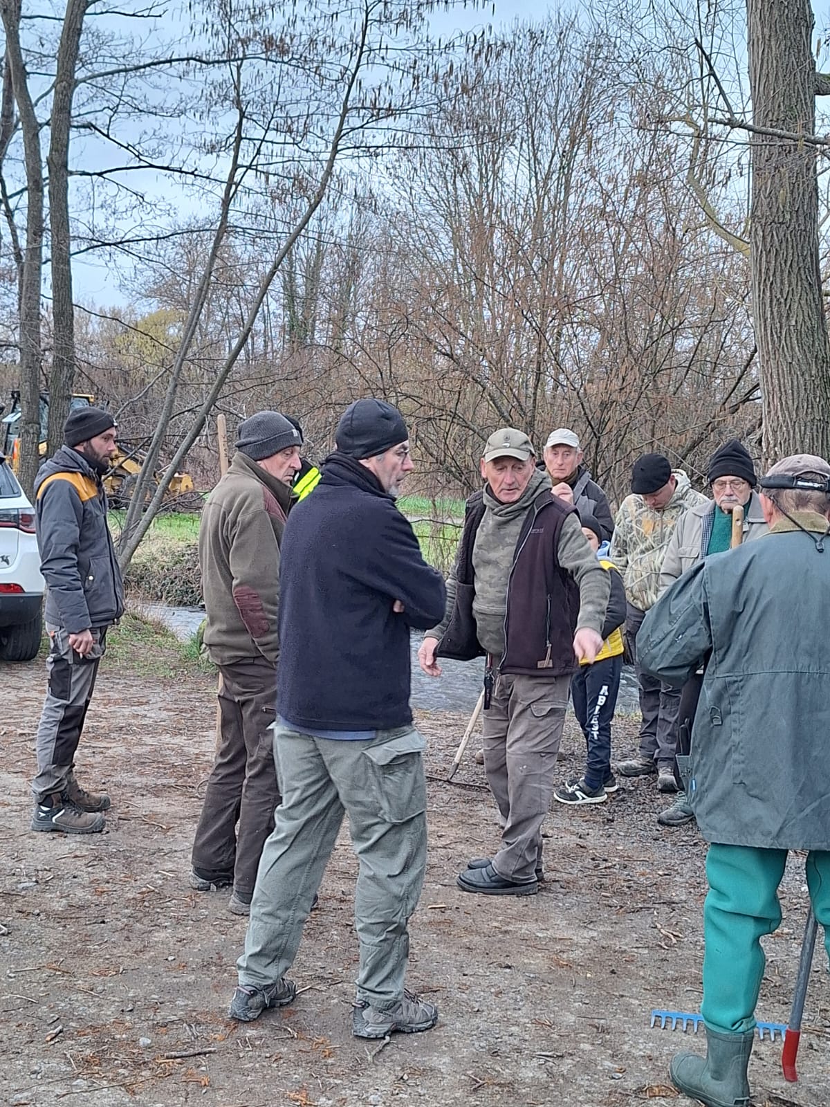 E6973801 18cd 45ee 8f15 9e770b1772f4