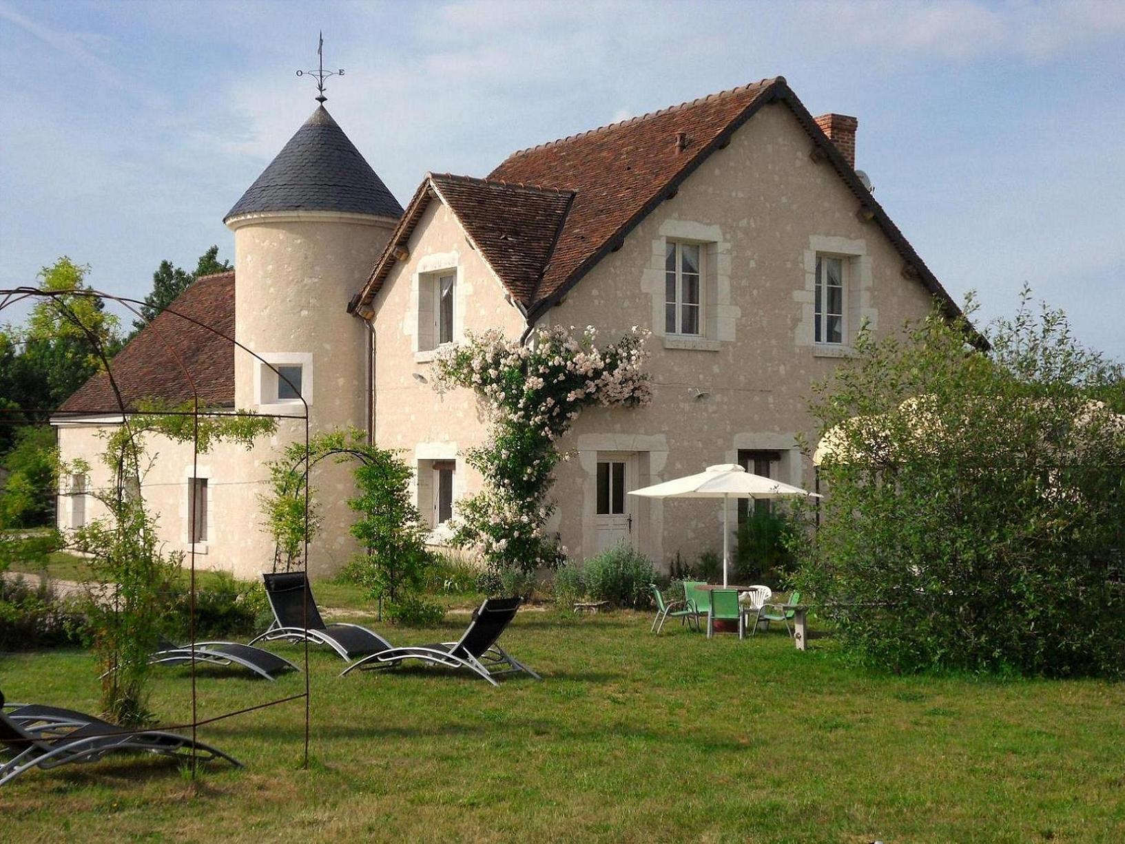 Gîte 15 pers piscine jacuzzi chateaux beauval 