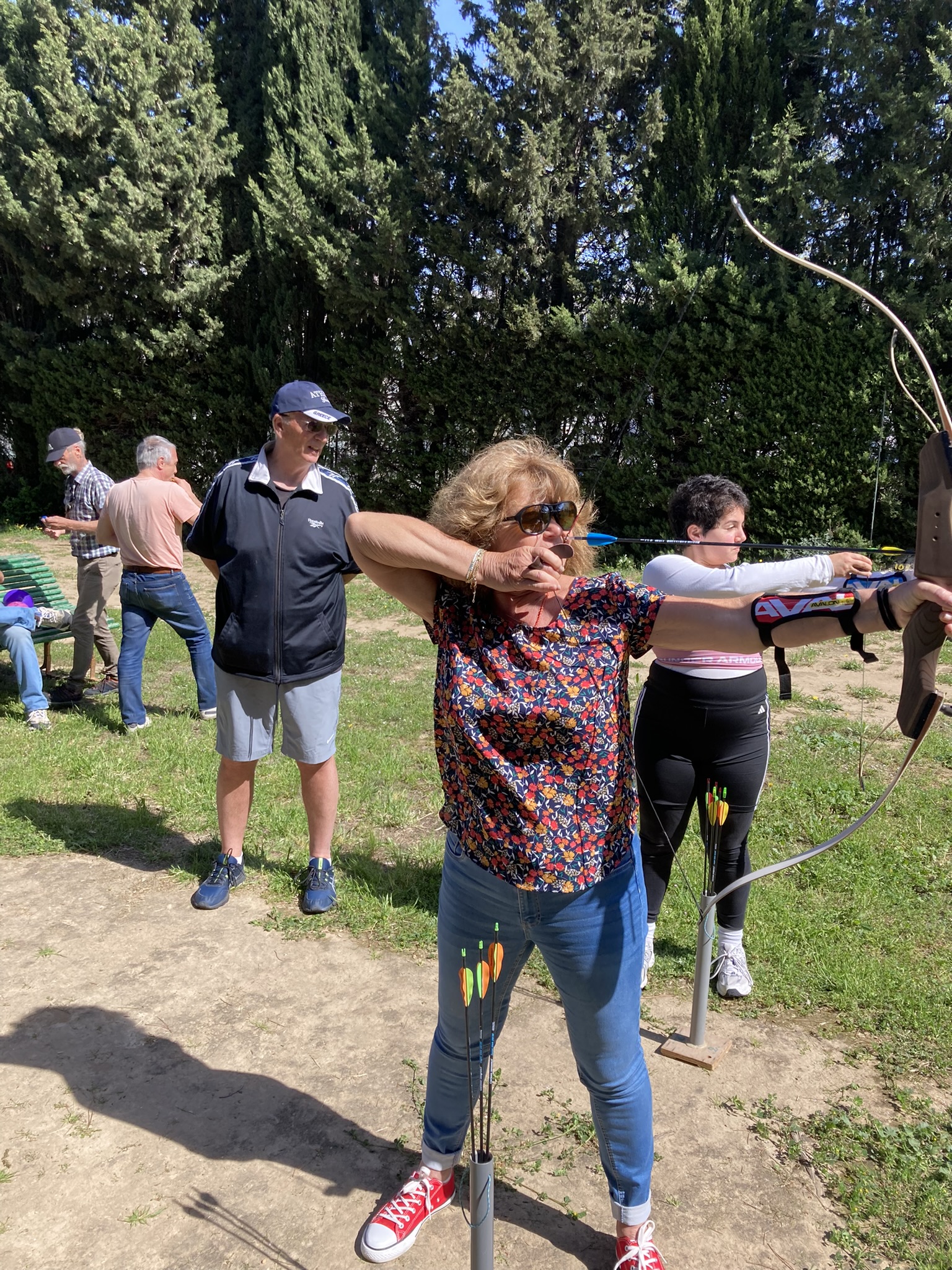 Atelier tir à l'arc avec les femmes à la barre